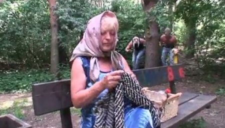 Бабушка просто дышала воздухом