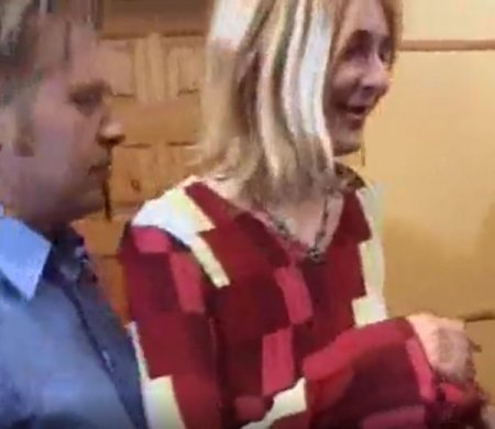 Отчим насилует высокую деваху